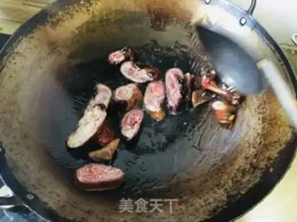 Make Garlic sauce and duck step 2