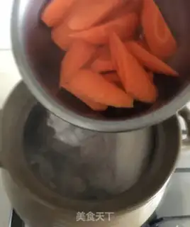 Make Carrot and rice broth step 3