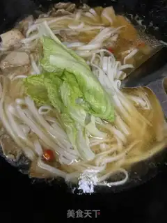 Make Scrawny meat soup step 11