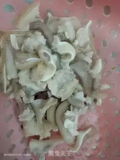 Make Cold-headed pork step 2