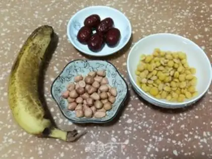 Make Banana peanuts, soybeans step 0