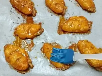 Make Honey-cooked chicken wings step 13