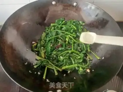 Make Garlic spinach step 6