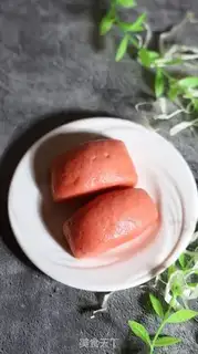Make Red buns step 3