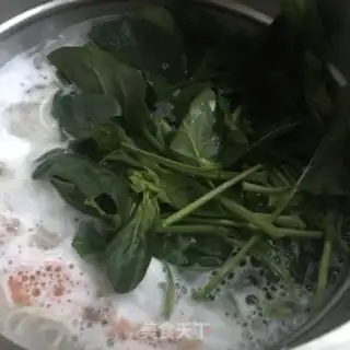 Make Pineapple egg sour noodles step 5