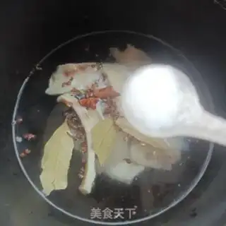 Make Pork-skin rooster step 7