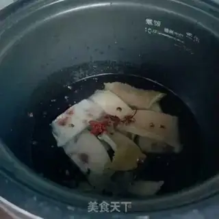 Make Pork-skin rooster step 8