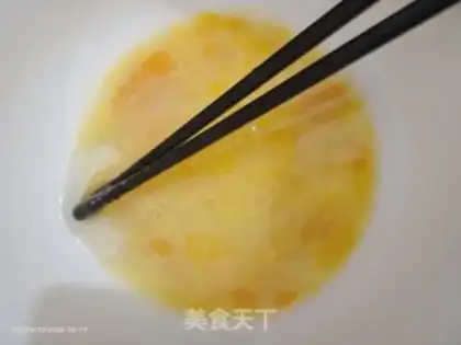 Make Egg tofu soup step 1
