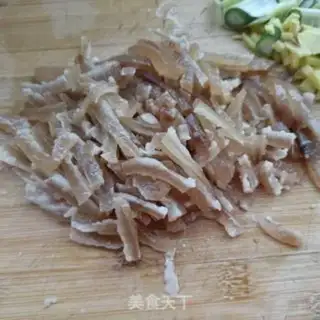 Make Pork-skin rooster step 12