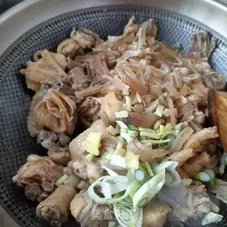 Make Pork-skin rooster step 14