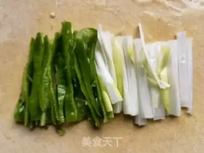 Make Carrot peppers with sea cucumber step 3