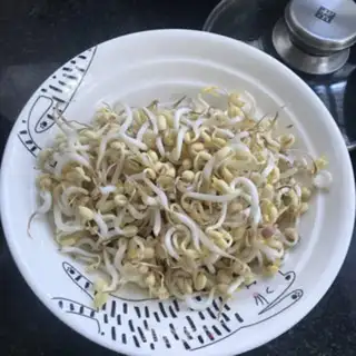 Make Oily carrots and chords step 1