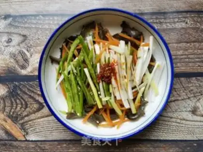 Make Carrot peppers with sea cucumber step 8