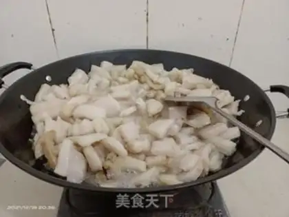 Make Piggy oil step 2