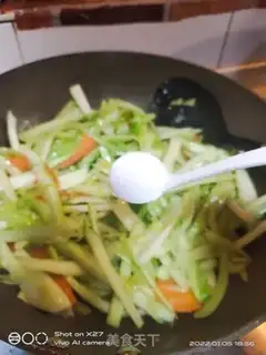 Make Garlic cabbage step 4