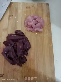 Make Skinny pork and liver soup step 0