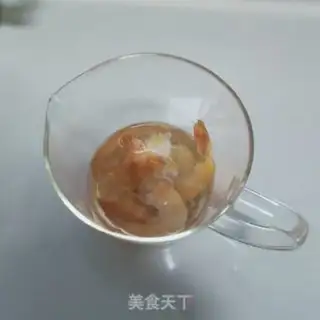Make Porridge with radish shrimp step 1