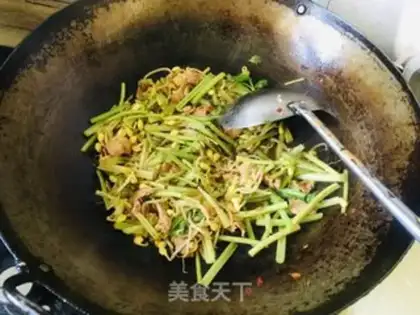 Make Celery sprouts step 8