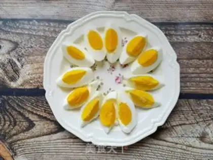 Make -Cooled and boiled eggs step 10