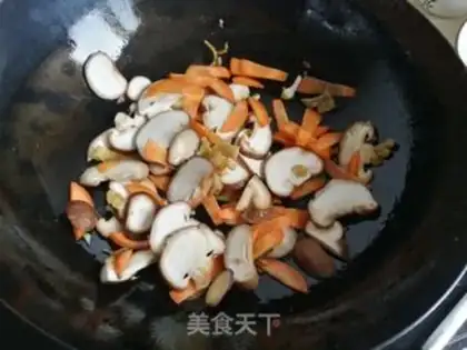Make The mushroom carrots and the mussel step 3