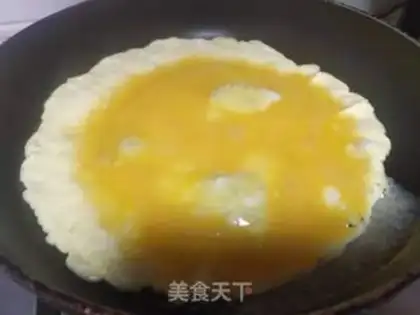 Make Tomato fried eggs step 2