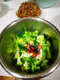 Make The broccoli step 1