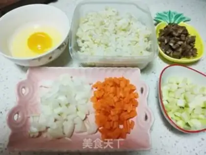 Make Weenie egg fried rice step 0