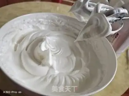 Make Tiger-skinped angel cake rolls step 2