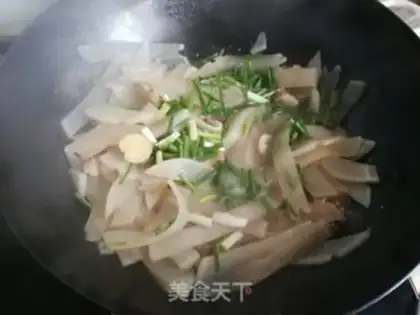 Make Five flowers for radish step 7