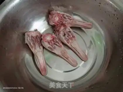 Make Pepper salt duck chin step 0