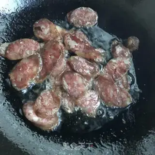 Make Garlic sausage step 5