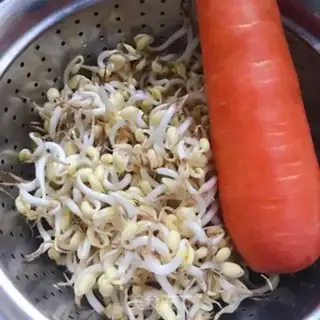 Make A fragrance with green bean buds step 0