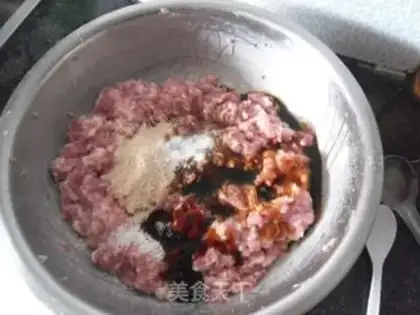 Make Red burning lion head step 2