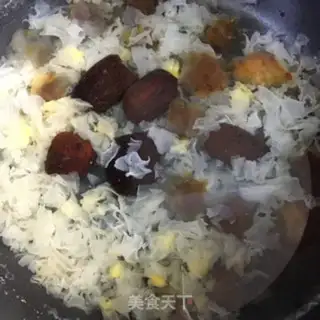 Make Rose Peaches and Silver Spices step 3