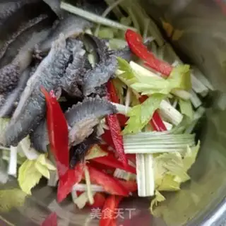 Make The sea cucumber belt step 4