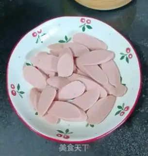 Make Ham sausage fried eggs step 5