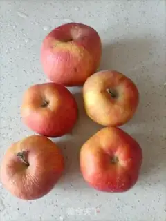 Make Apple sauce step 0