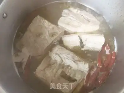 Make A loaf with plum and meat step 5