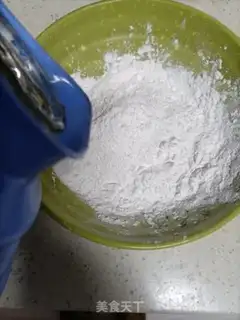 Make Water skating step 3