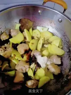 Make Cooked chicken wings and potatoes step 6