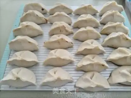 Make A lamb onion dumpling step 18