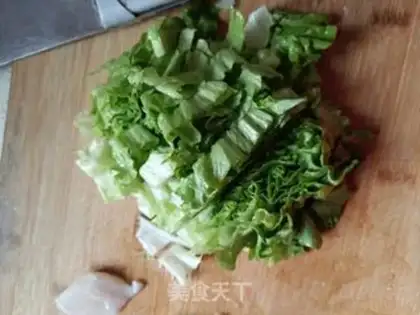 Make Soy sauce soup step 1