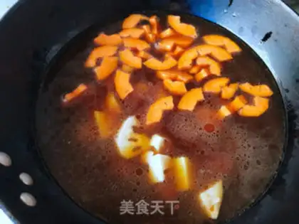 Make The fungus soup stew step 2