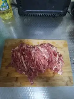 Make Onion beef step 1