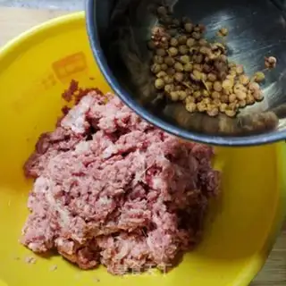Make Lamb carrots and dumplings step 3