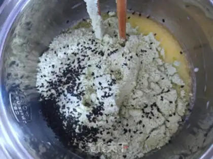 Make Spam pine potato buns step 3