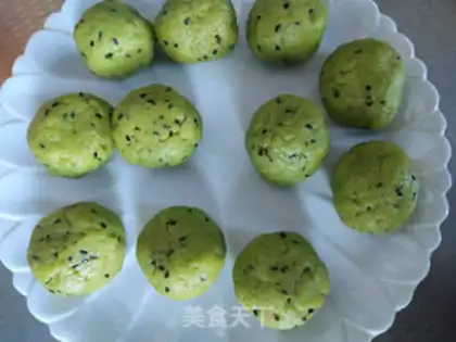 Make Spam pine potato buns step 5