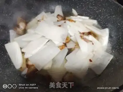 Make Five flowers for radish step 3