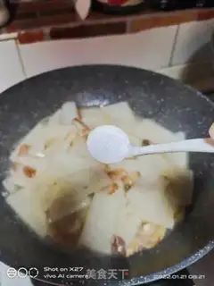 Make Five flowers for radish step 5