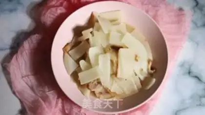Make Five flowers for radish step 7